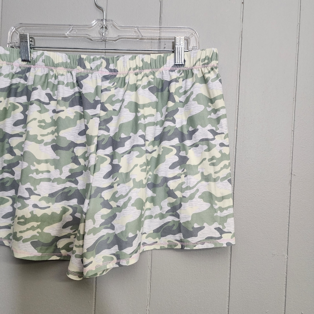 4/25$ Jaclyn Intimates Camo Sleepwear Shorts - Picture 7 of 10